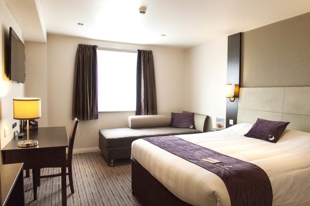 Premier Inn Southampton West 奥尔 客房 照片