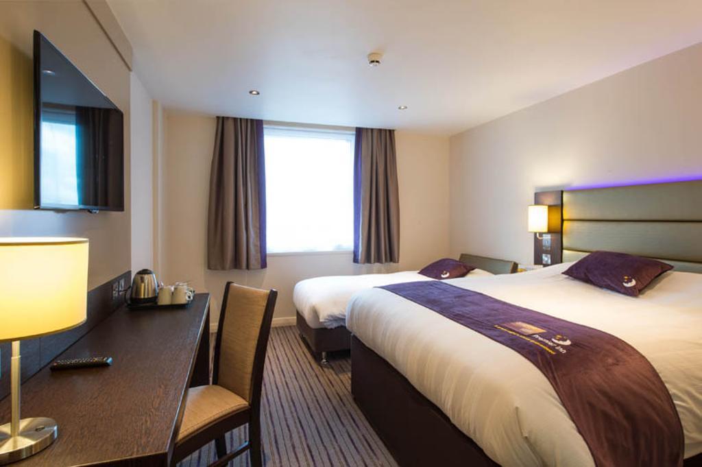 Premier Inn Southampton West 奥尔 外观 照片